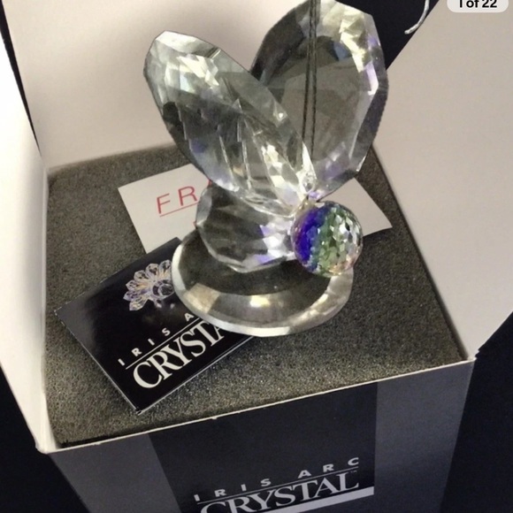 VINTAGE IRIS ARC AUSTRIAN CRYSTAL BUTTERFLY WITH RAINBOW PRISM HEAD IN BOX. - Picture 1 of 4